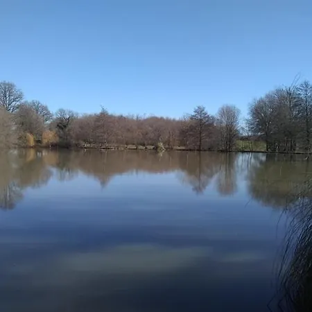 Lac Lucie Chalet And Private Lake *